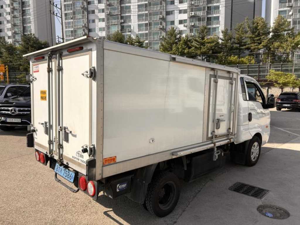 Small Truck Normal Box(Low Deck) - Vista 4