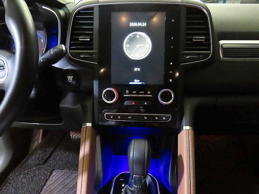 SAMSUNG QM6 - Vista 11