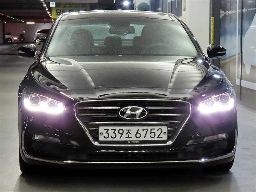 HYUNDAI Grandeur - Vista 2
