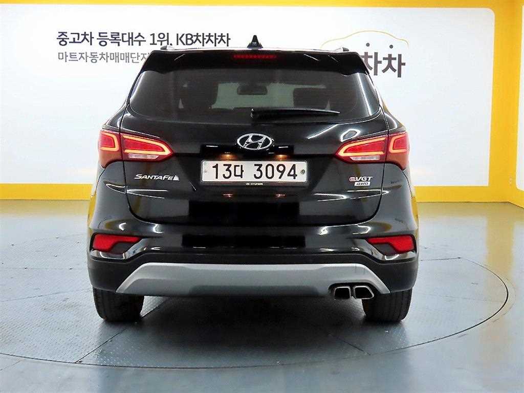 HYUNDAI Santa Fe - Vista 3