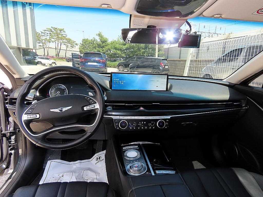 Genesis G80 - Vista 7