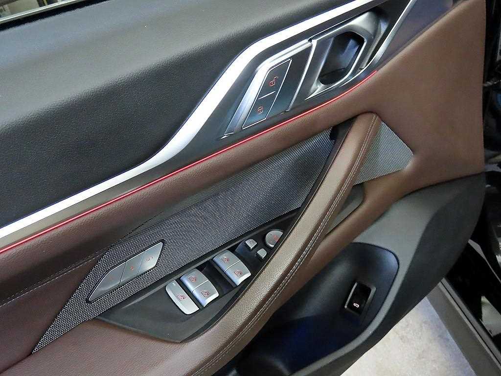 BMW 4 Series 2022 Negro - Importación desde Corea - HF Imports Iquique - Foto 13