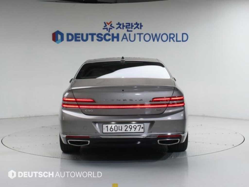 Genesis G90 - Vista 4