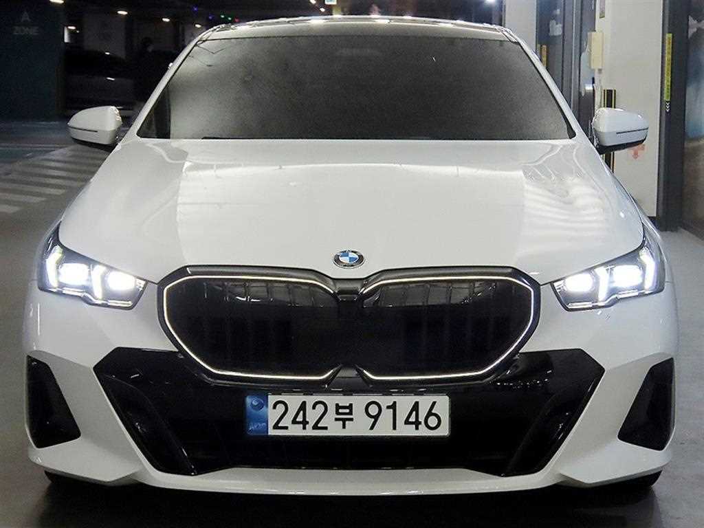 BMW 5 Series - Vista 2