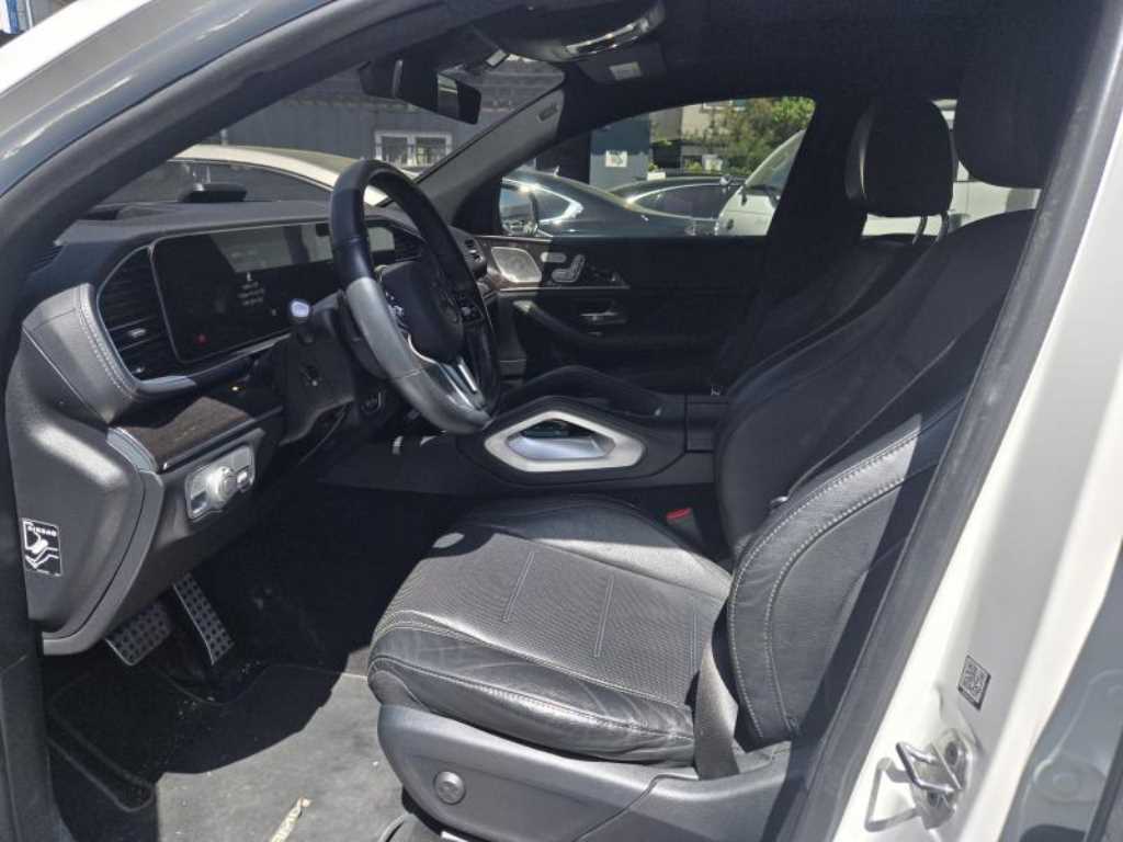 Mercedes Benz GLE Class - Vista 5