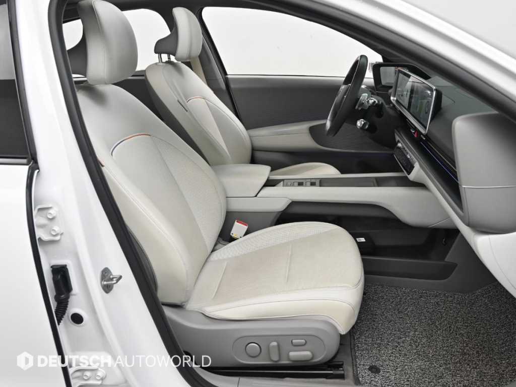HYUNDAI Ioniq 6 - Vista 10