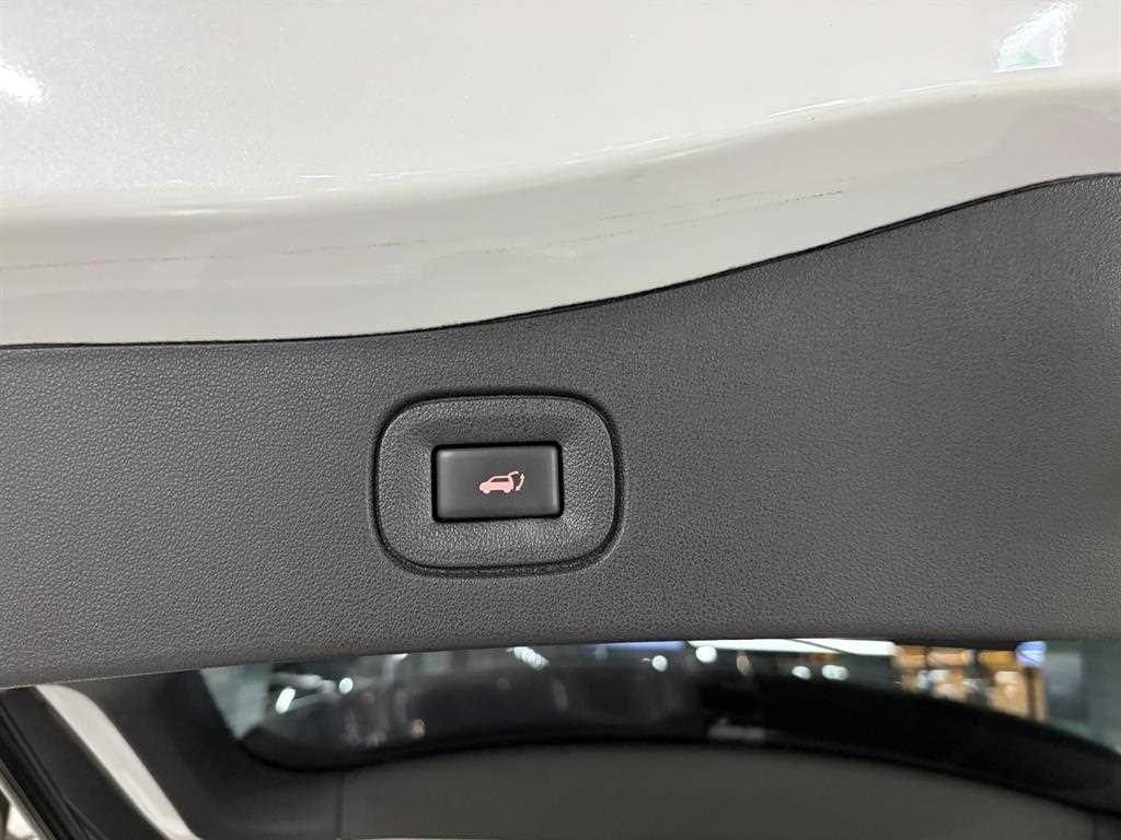 SAMSUNG QM6 2020 Blanco - Importación desde Corea - HF Imports Iquique - Foto 13