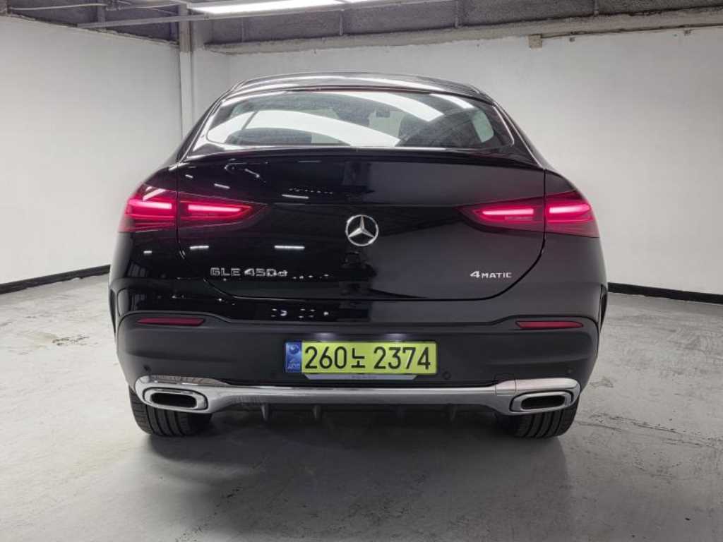 Mercedes Benz GLE Class - Vista 4