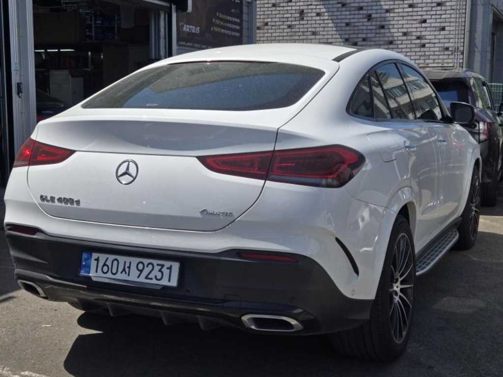 Mercedes Benz GLE Class - Vista 3