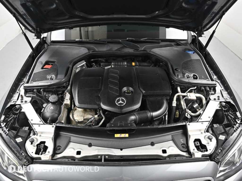 Mercedes Benz E class - Vista 6