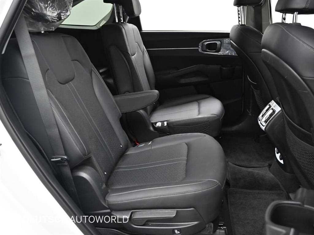 KIA Sorento - Vista 12