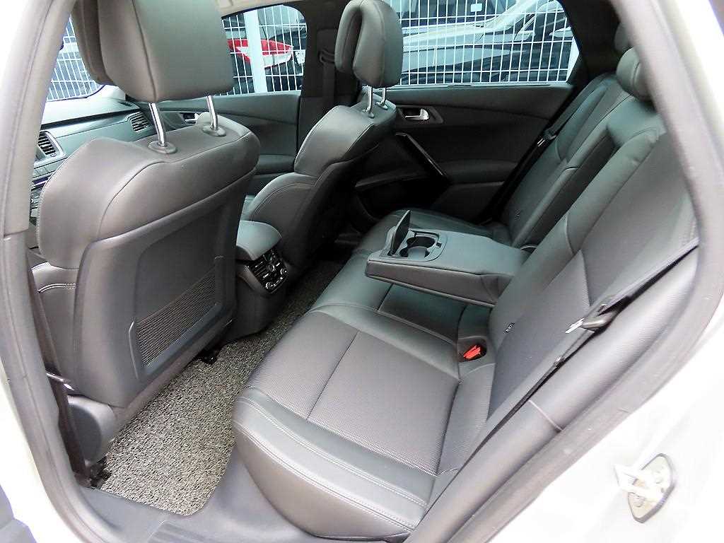 Peugeot 508 - Vista 6