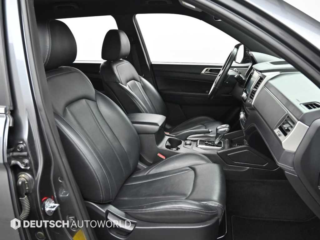Ssangyong Rexton - Vista 10