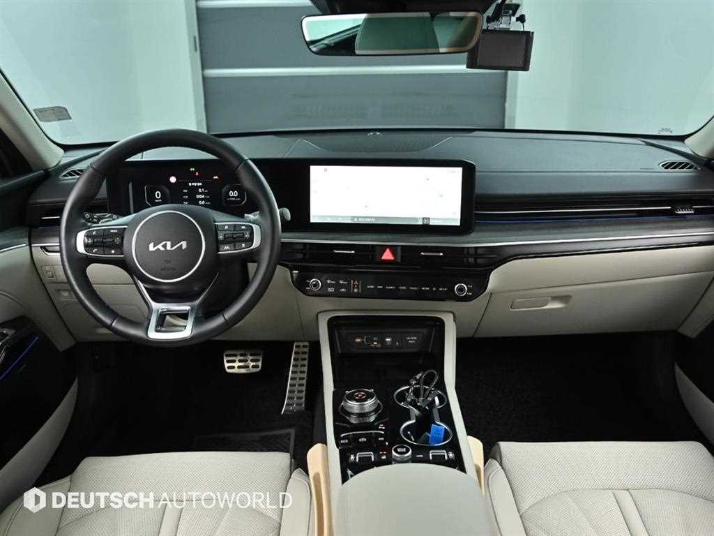 KIA K5 - Vista 7