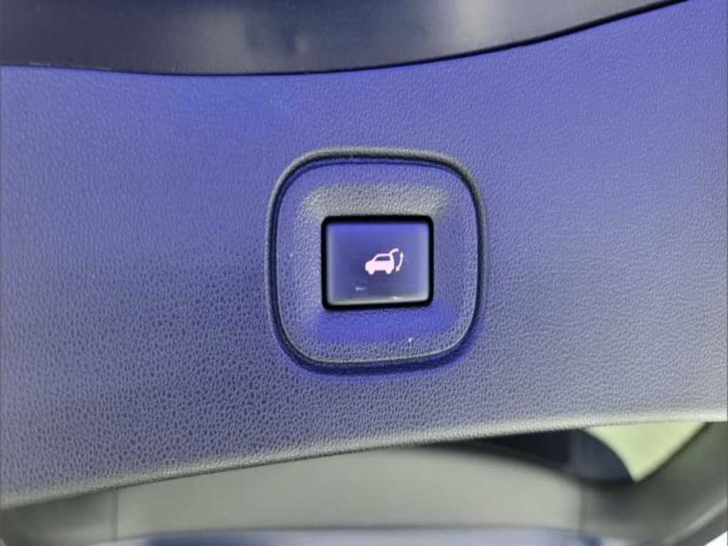 SAMSUNG QM6 - Vista 11