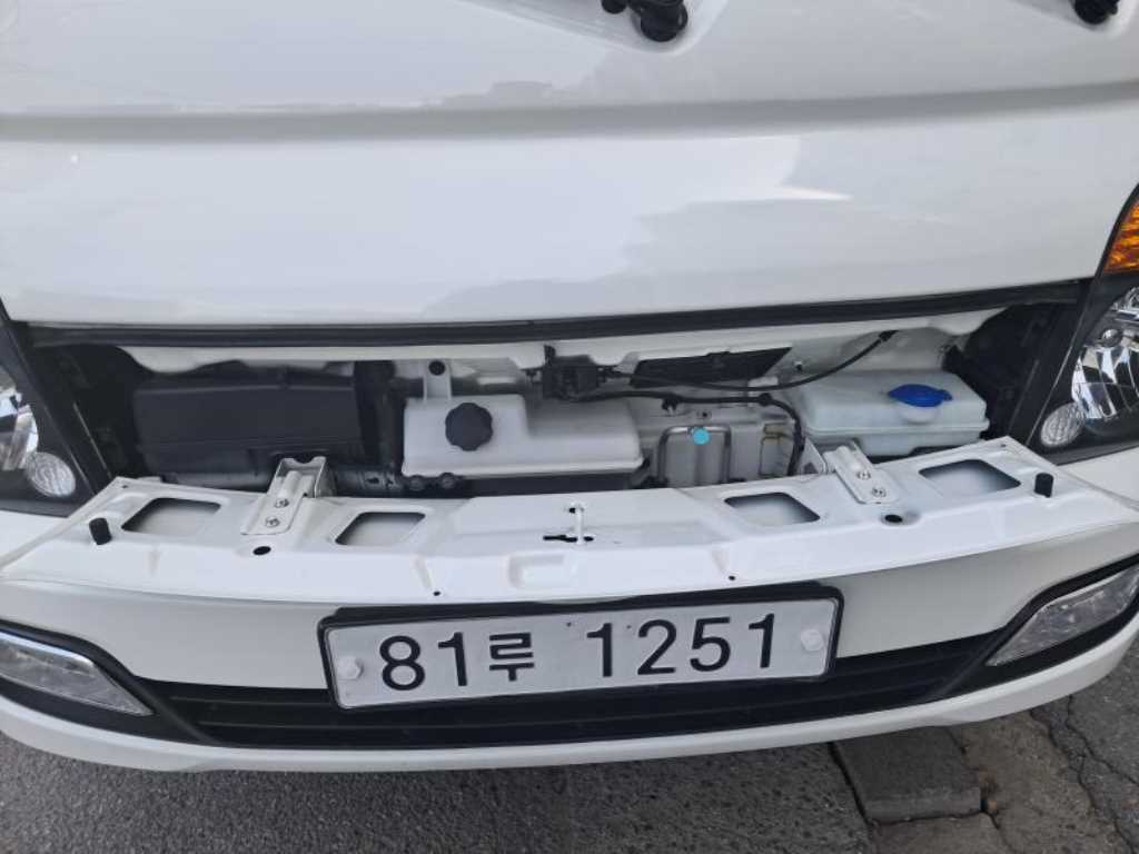 Small Truck Cargo (small) 2019 Blanco - Importación desde Corea - HF Imports Iquique - Foto 18