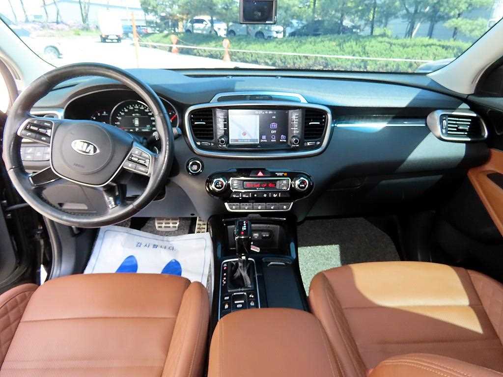 KIA Sorento - Vista 7