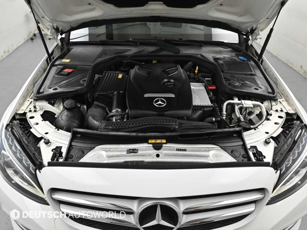 Mercedes Benz C Class - Vista 6
