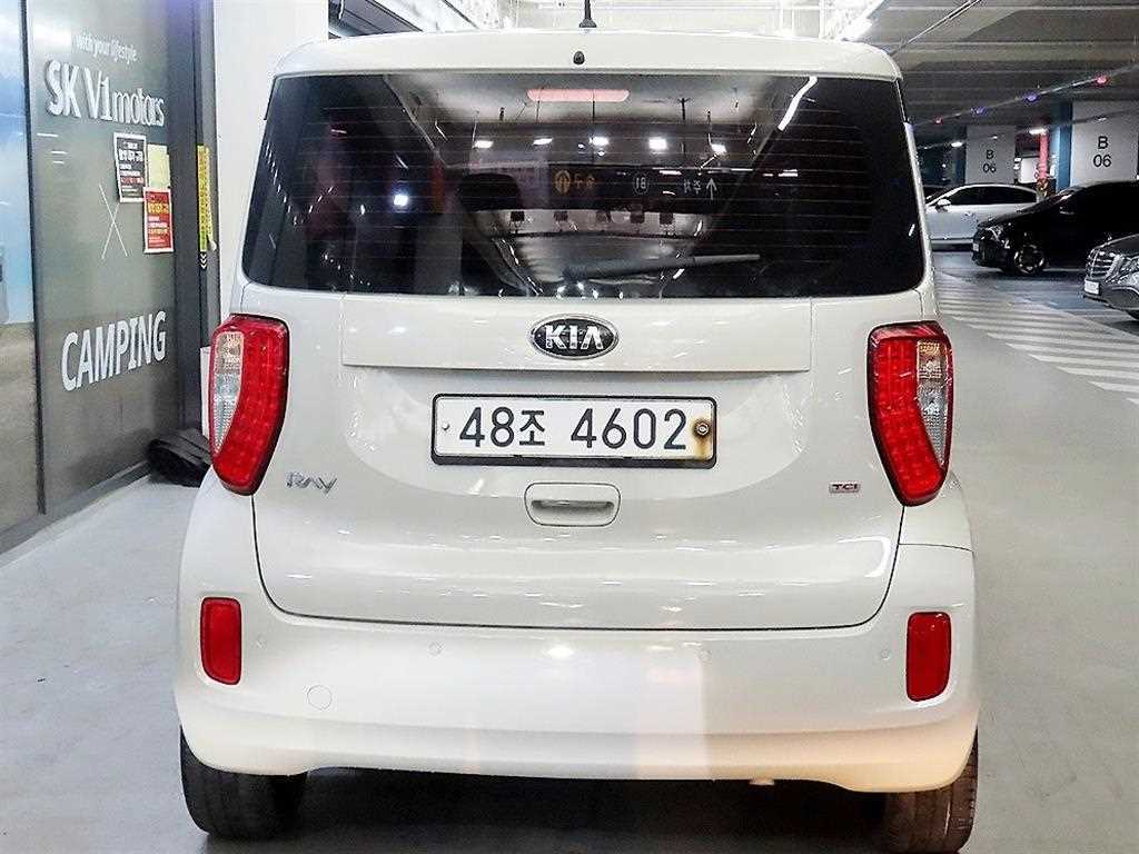 KIA Ray - Vista 5