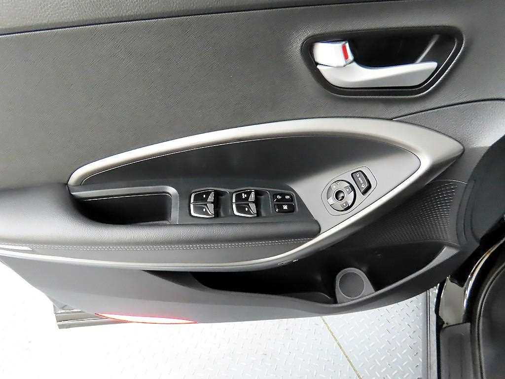 HYUNDAI Santa Fe - Vista 11