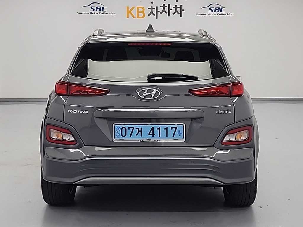 HYUNDAI Kona - Vista 3
