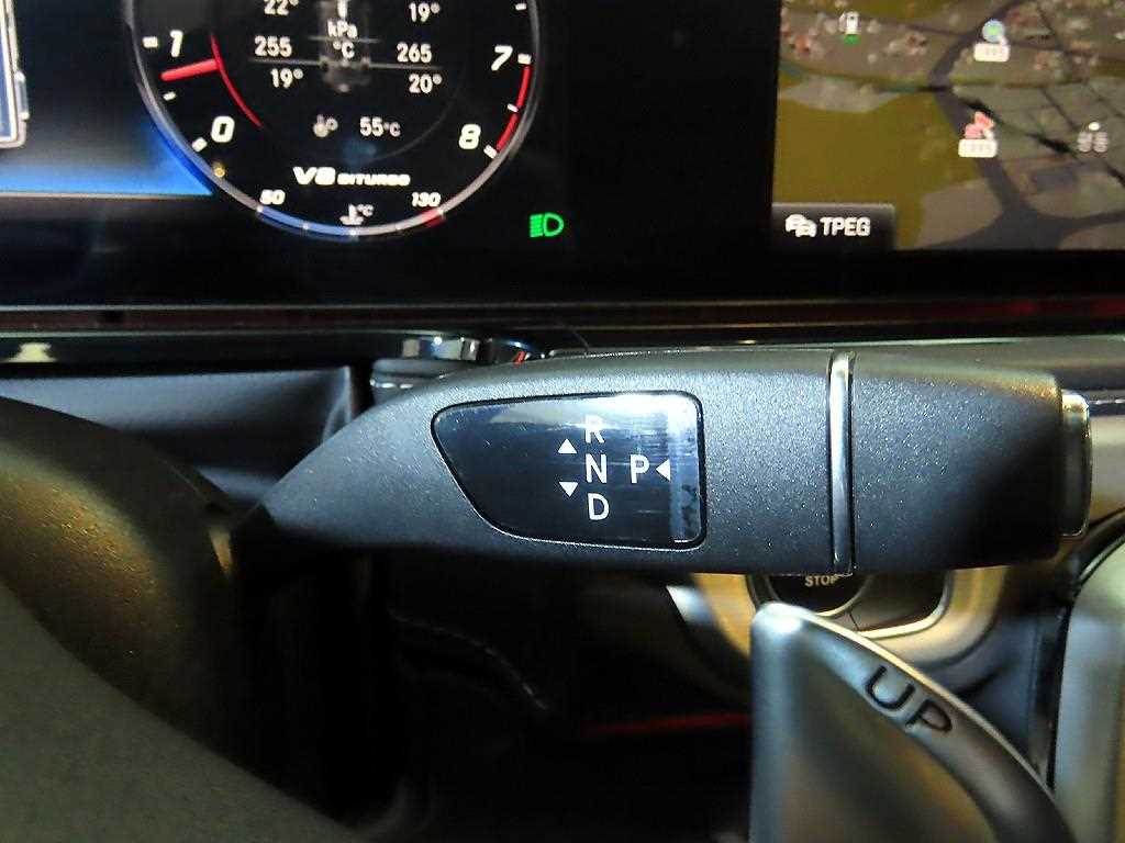 Mercedes Benz G Class (G Wagen) - Vista 12