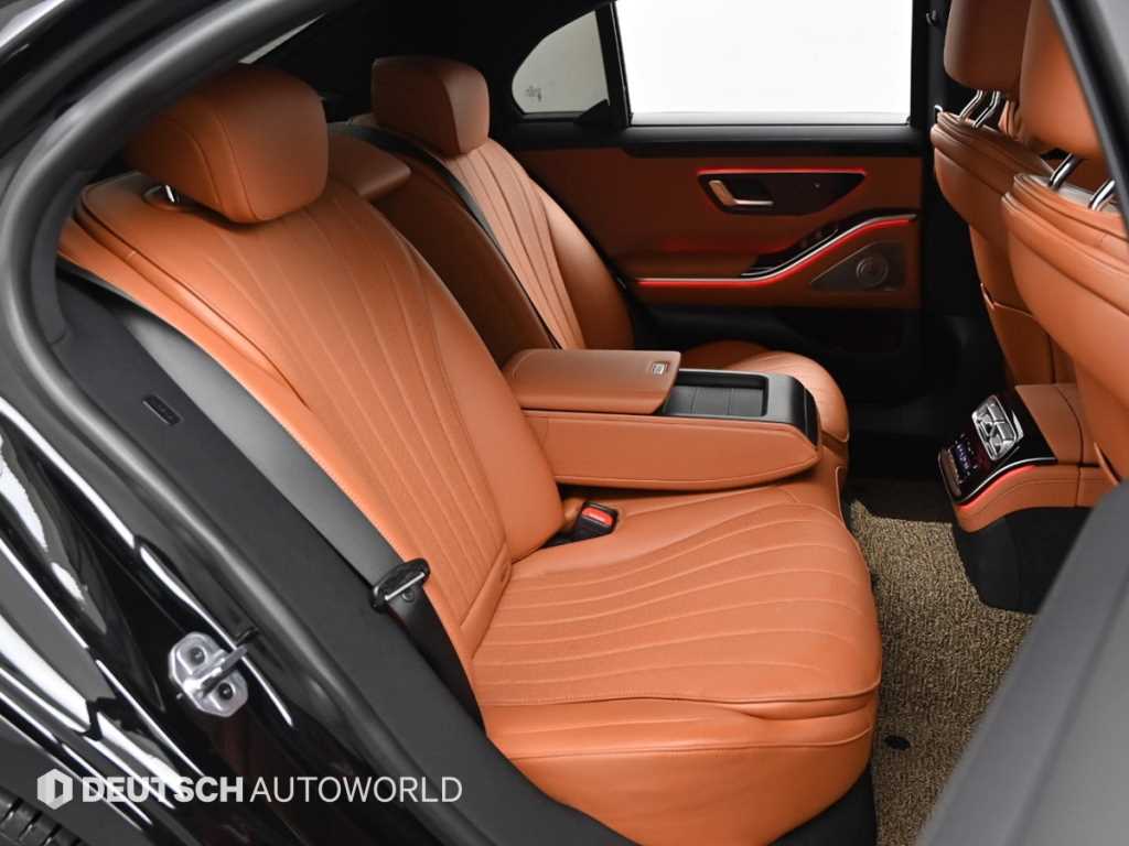 Mercedes Benz S Class - Vista 12
