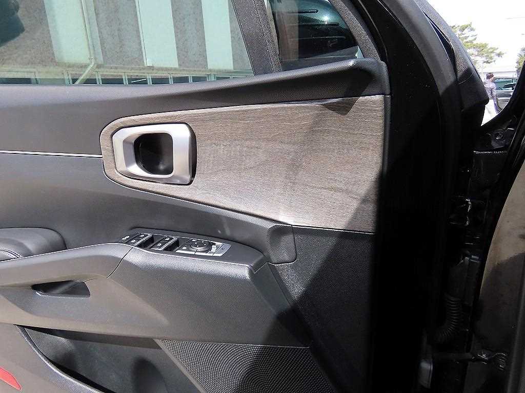 KIA Sorento - Vista 11