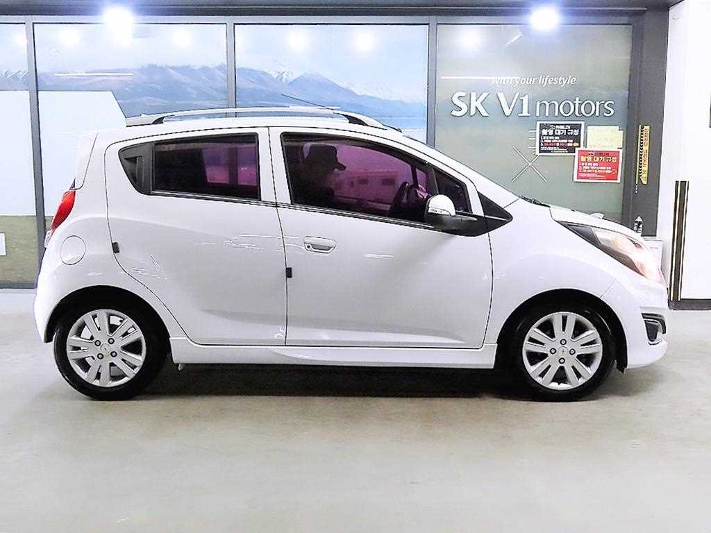 Chevrolet Spark - Vista 3
