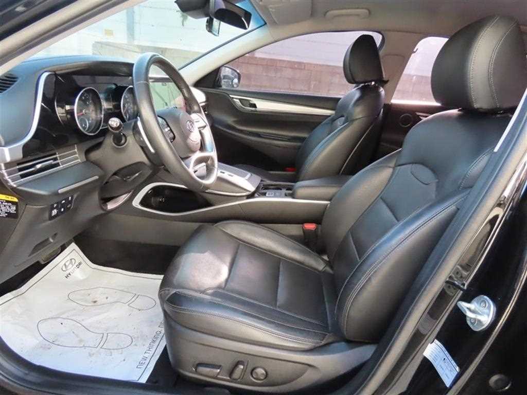 HYUNDAI Grandeur - Vista 6