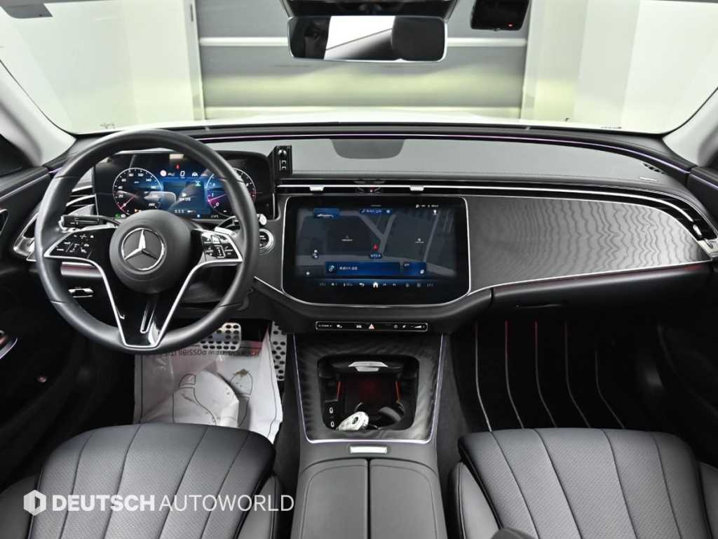Mercedes Benz E class - Vista 7