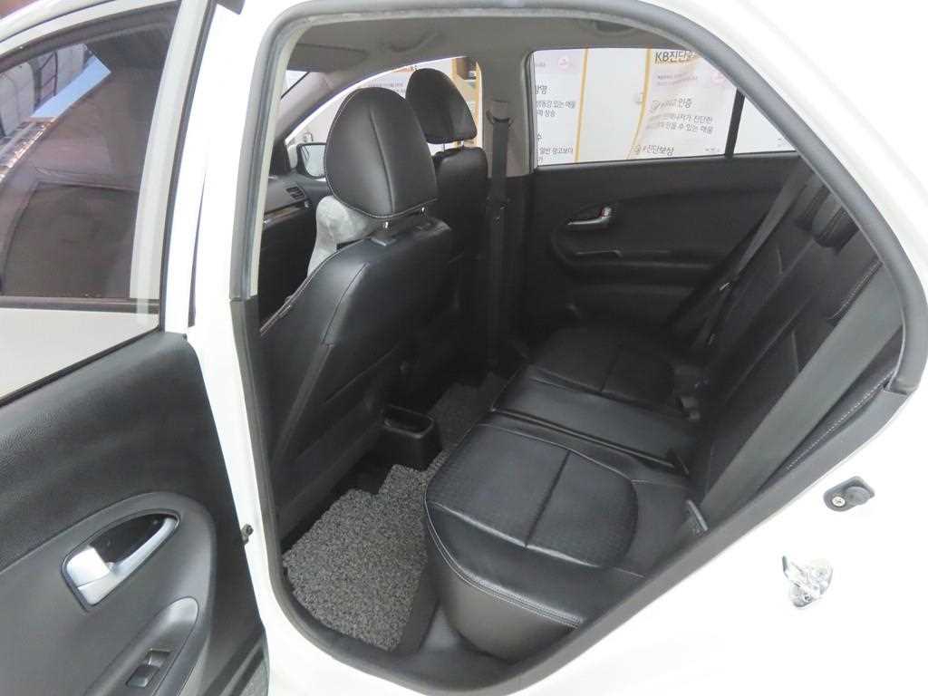 KIA Morning - Vista 6