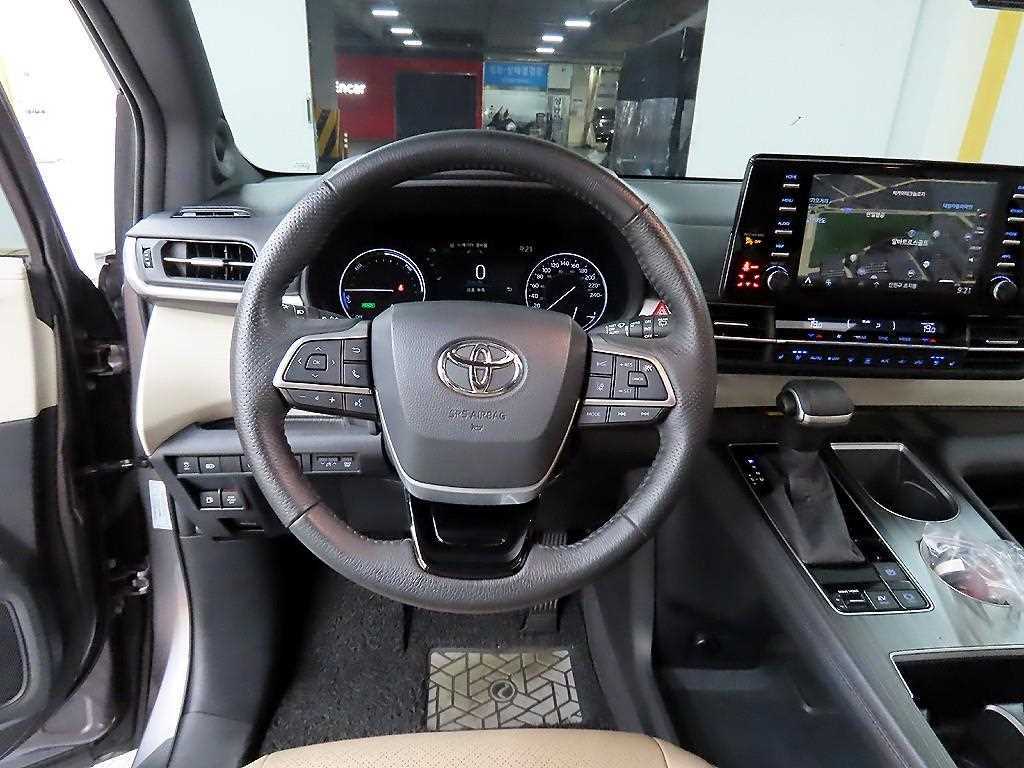 Toyota Siena - Vista 9