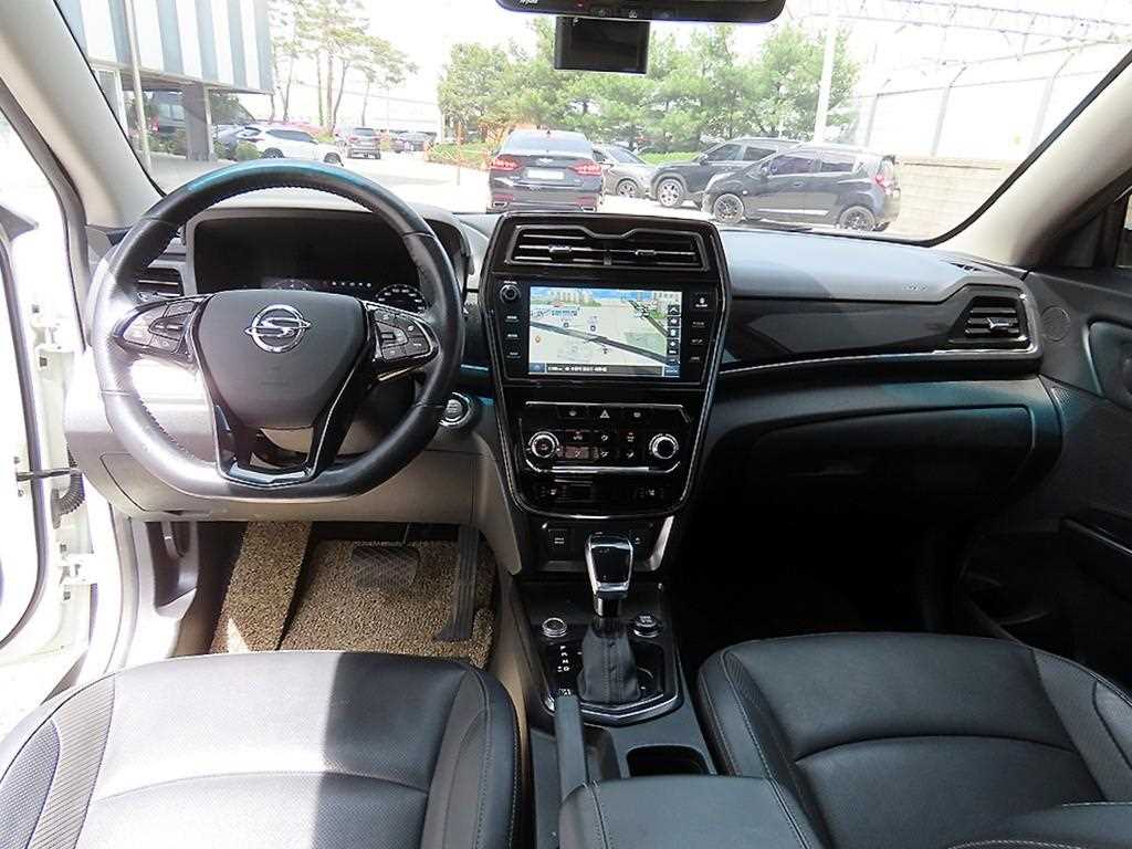 Ssangyong Tivoli - Vista 7