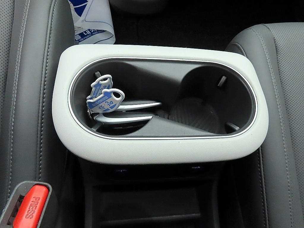 HYUNDAI Ioniq 5 - Vista 12