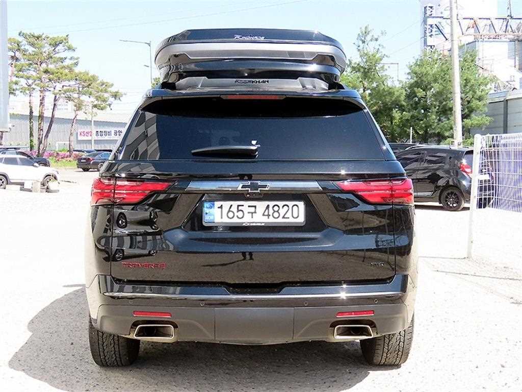 Chevrolet Travers - Vista 4