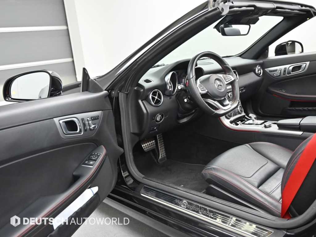 Mercedes Benz SLC Class - Vista 11