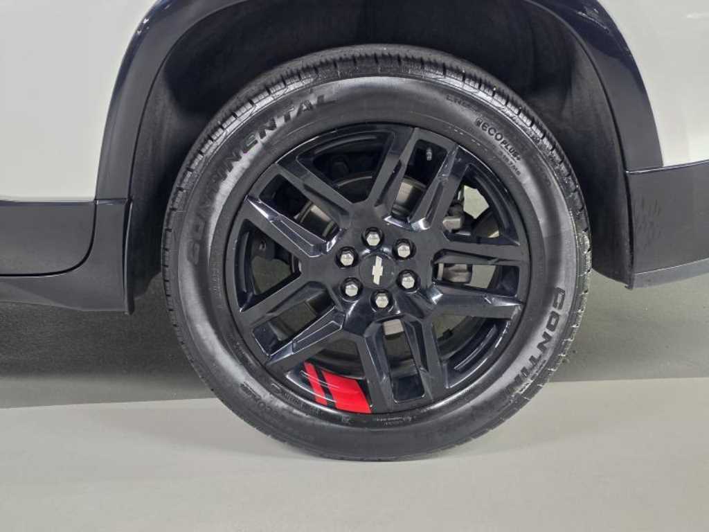 Chevrolet Travers - Vista 5
