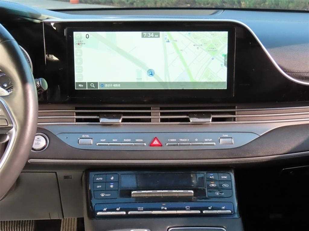 HYUNDAI Grandeur - Vista 11