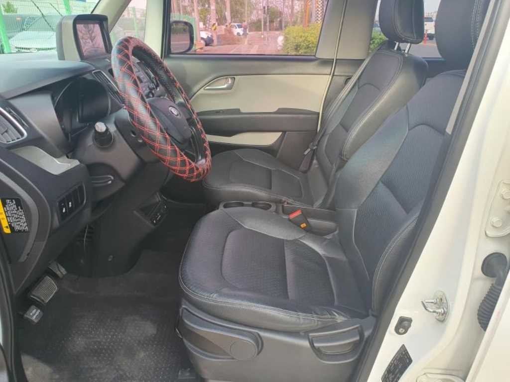 KIA Ray - Vista 10