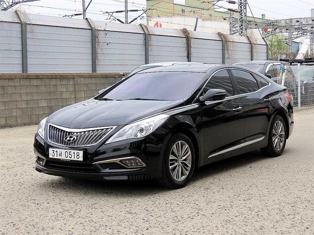 HYUNDAI Grandeur - Vista 2