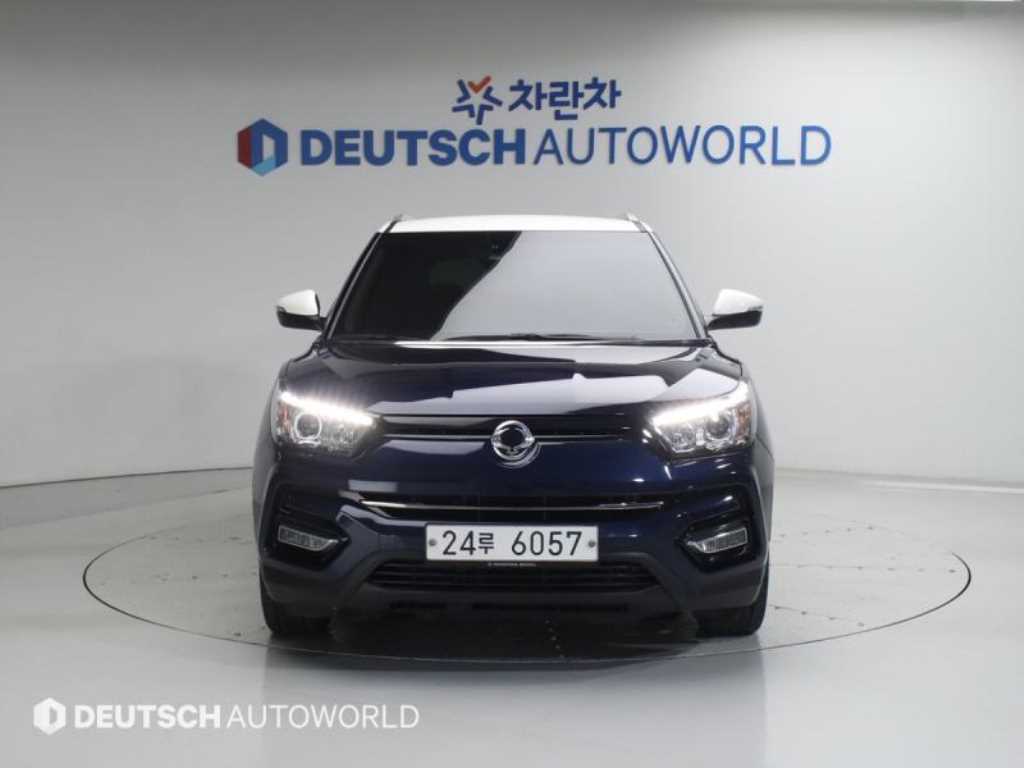 Ssangyong Tivoli - Vista 3
