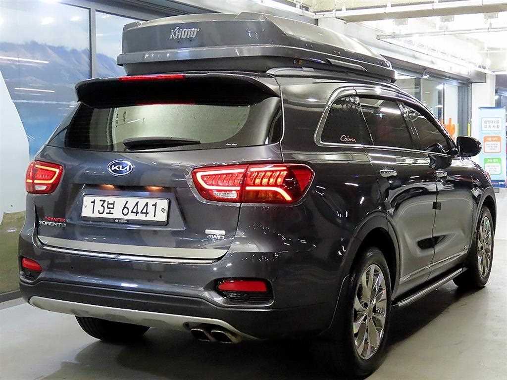 KIA Sorento - Vista 4