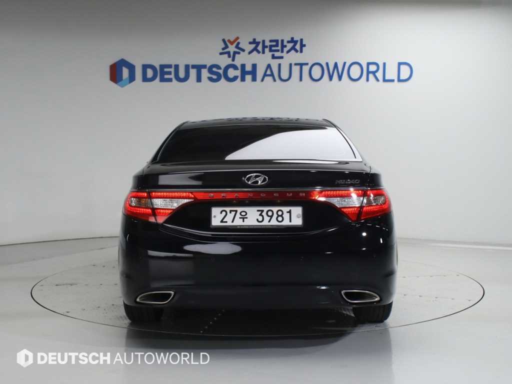 HYUNDAI Grandeur - Vista 4