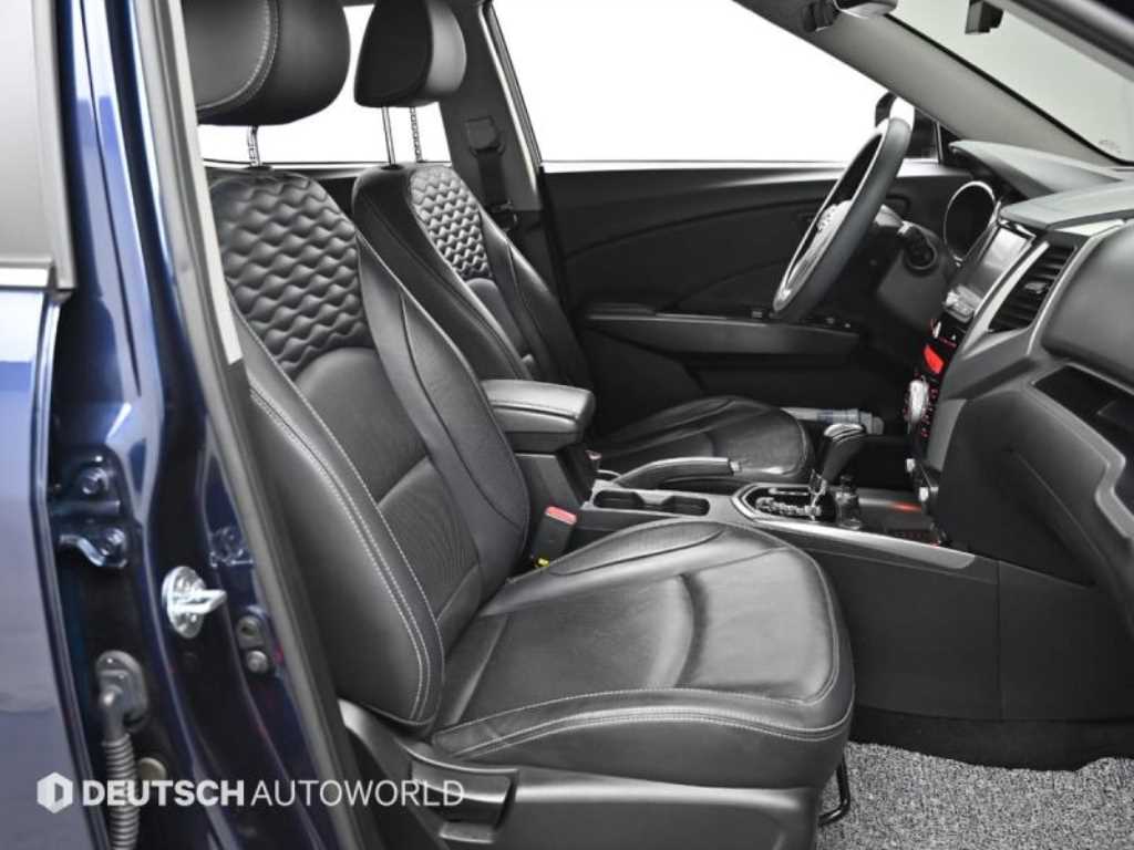 Ssangyong Tivoli - Vista 10