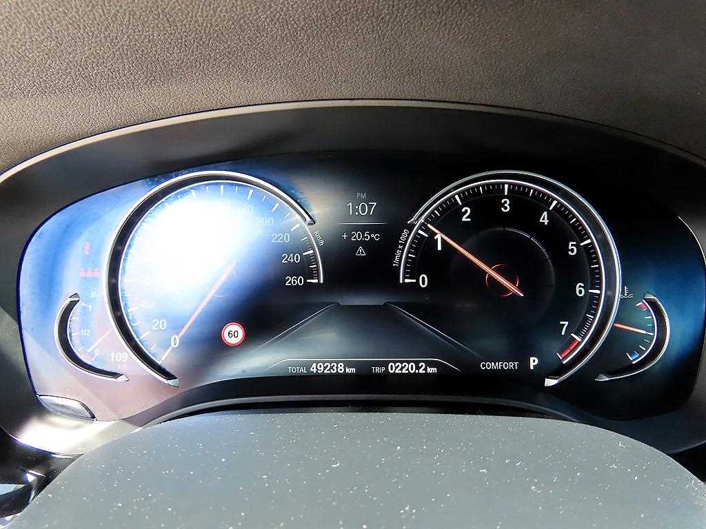 BMW 5 Series - Vista 9