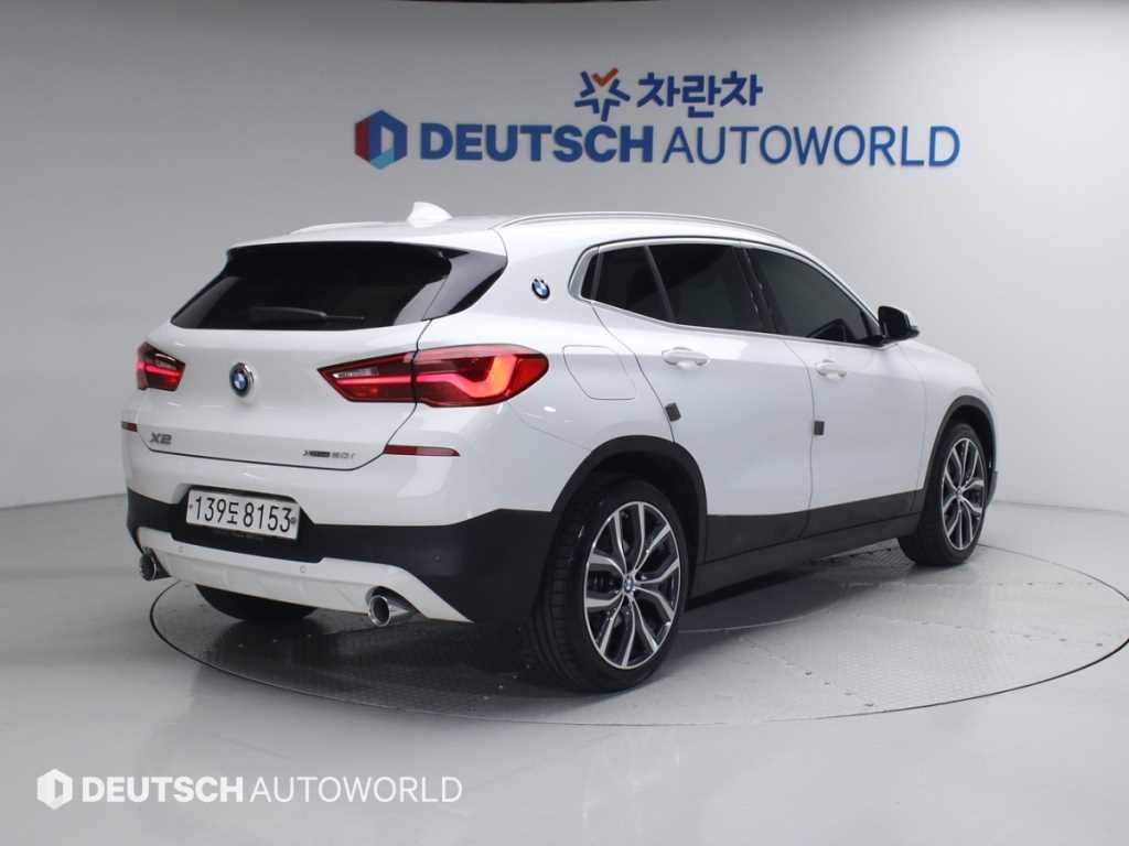 BMW X2 - Vista 2