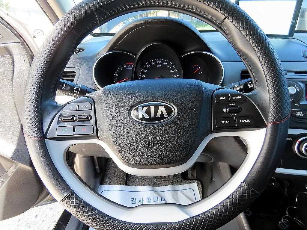 KIA Morning - Vista 8