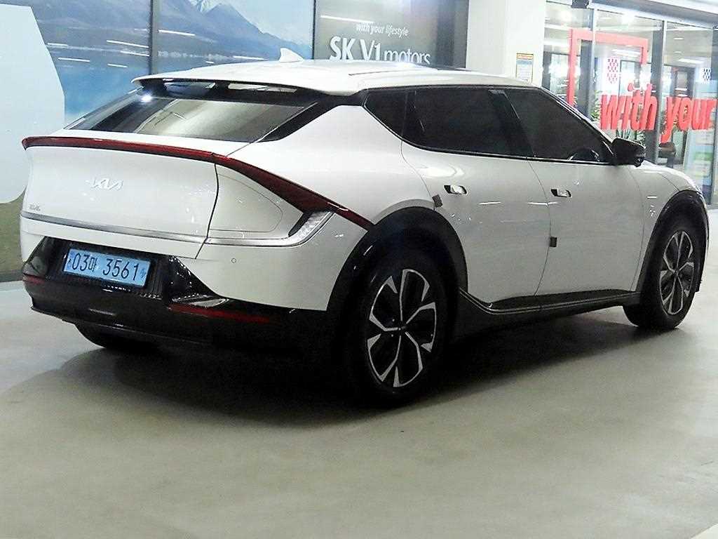 KIA EV6 - Vista 4