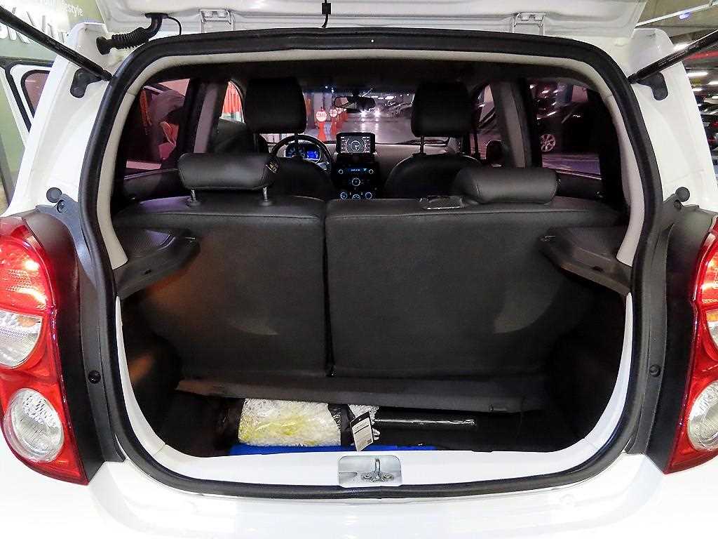 Chevrolet Spark 2015 Blanco - Importación desde Corea - HF Imports Iquique - Foto 17